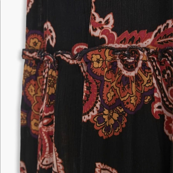 ❌❌SOLD -NWT-FOREVER 21 Paisley PLUS MAXI DRESS - Picture 3 of 7